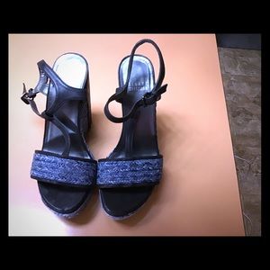 Stuart Weitzman Knotted Leather Shoes